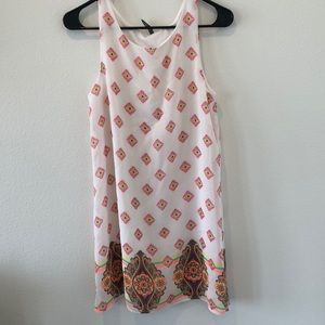 Patterned flowy dress